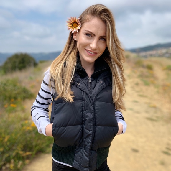 Meet your Posher, Alexa - Picture 1 of 1